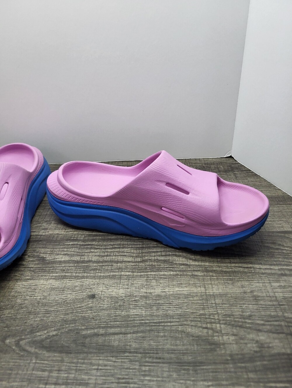 Hoka Ora Recovery Slide 3 Women's Size 9 US Cyclamen/ Coastal Sky Summer Beach - Picture 3 of 10
